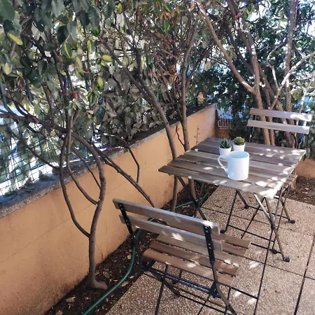 Apartman Hommy Lab - Stylish And Modern With Super Kitchen, Separate Entrance, Free Parking *