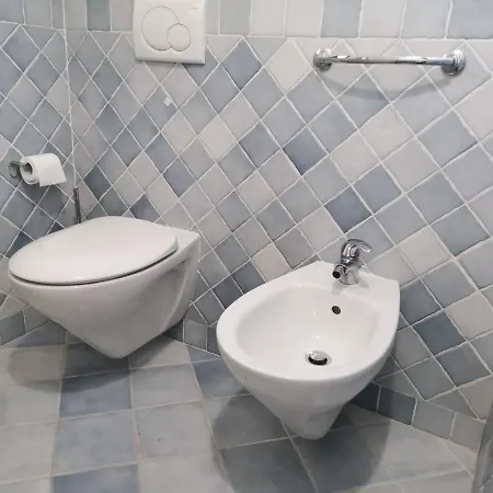 Hommy Lab - Stylish And Modern With Super Kitchen, Separate Entrance, Free Parking Apartman *