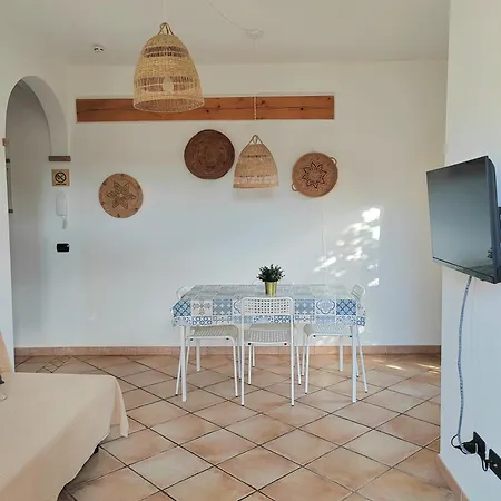 Hommy Lab - Stylish And Modern With Super Kitchen, Separate Entrance, Free Parking アパート *