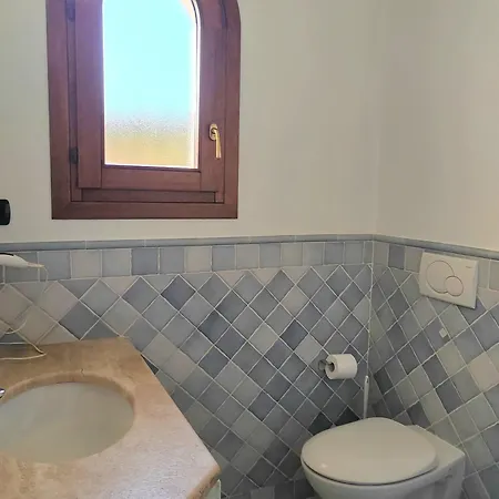 Hommy Lab - Stylish And Modern With Super Kitchen, Separate Entrance, Free Parking * Olbia
