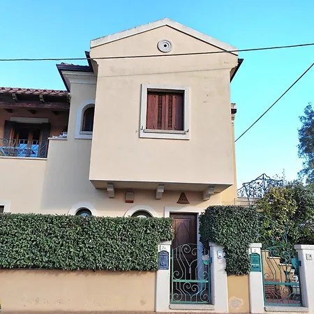 Apartman Hommy Lab - Stylish And Modern With Super Kitchen, Separate Entrance, Free Parking Olbia