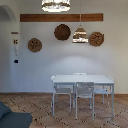 Hommy Lab - Stylish And Modern With Super Kitchen, Separate Entrance, Free Parking Apartment Olbia