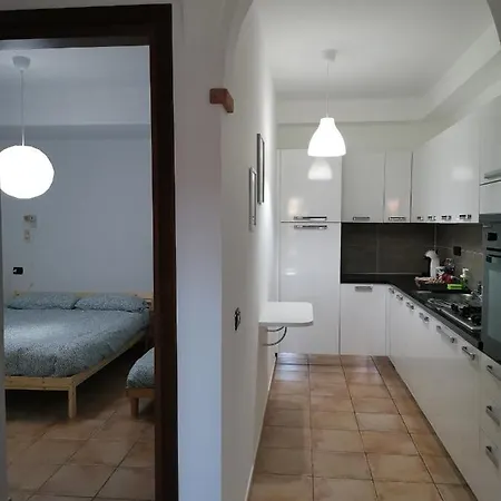 Hommy Lab - Stylish And Modern With Super Kitchen, Separate Entrance, Free Parking Апартаменты Ольбия