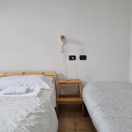 Apartment Hommy Lab - Stylish And Modern With Super Kitchen, Separate Entrance, Free Parking *