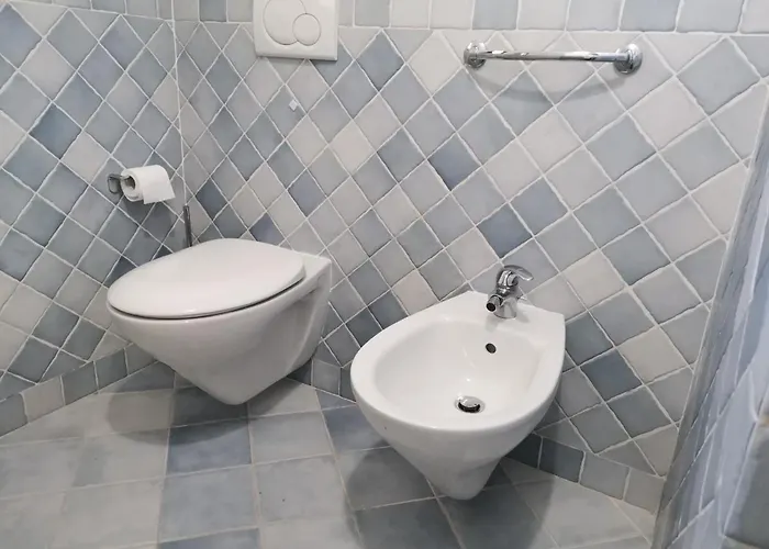 Hommy Lab - Stylish And Modern With Super Kitchen, Separate Entrance, Free Parking Appartement *