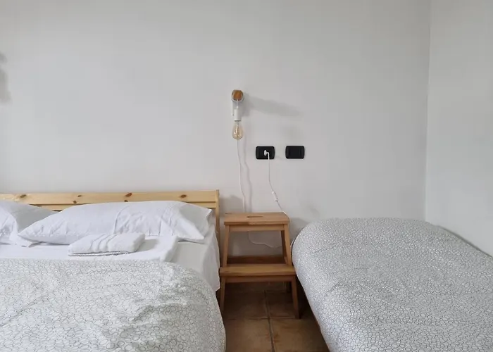 Appartement Hommy Lab - Stylish And Modern With Super Kitchen, Separate Entrance, Free Parking *