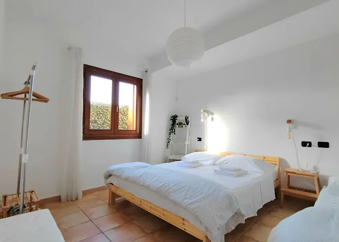 Hommy Lab - Stylish And Modern With Super Kitchen, Separate Entrance, Free Parking Appartement *